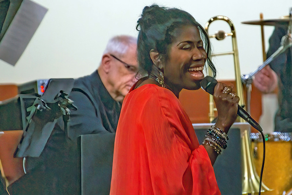 Guest vocalist Synia Carroll